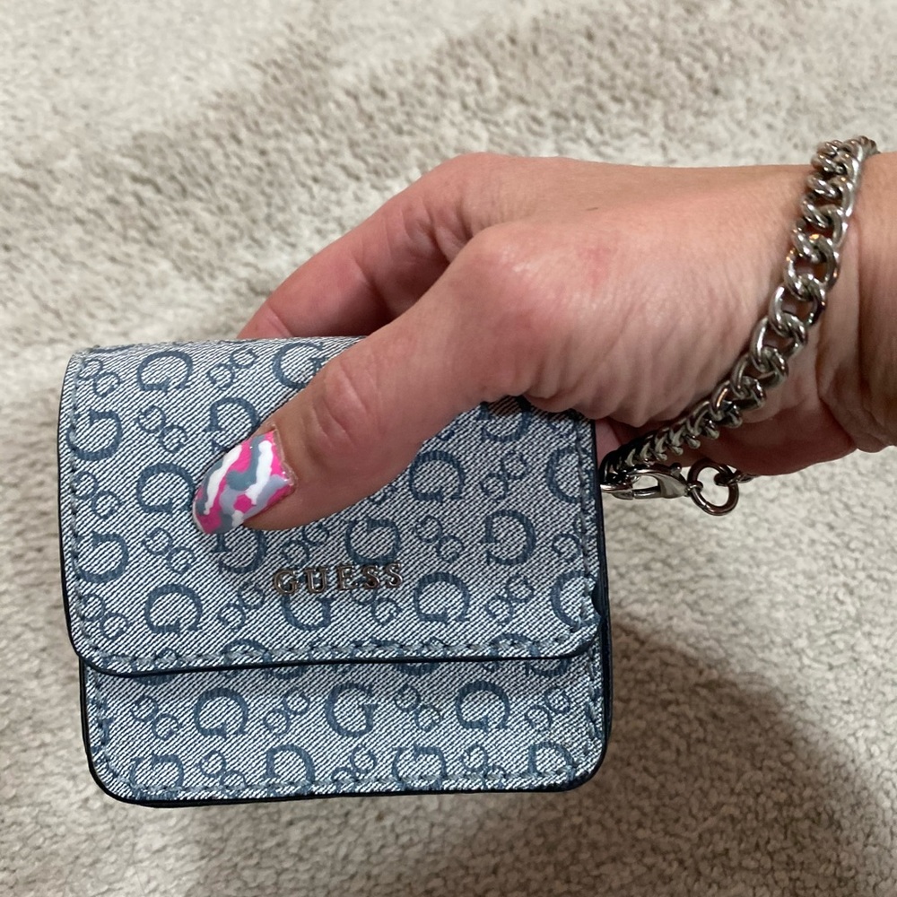 Super Cute Guess Mini